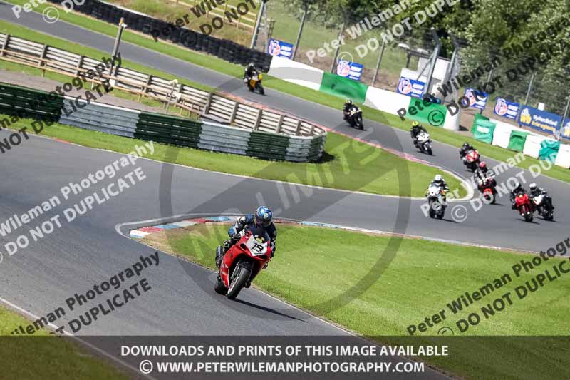 enduro digital images;event digital images;eventdigitalimages;mallory park;mallory park photographs;mallory park trackday;mallory park trackday photographs;no limits trackdays;peter wileman photography;racing digital images;trackday digital images;trackday photos